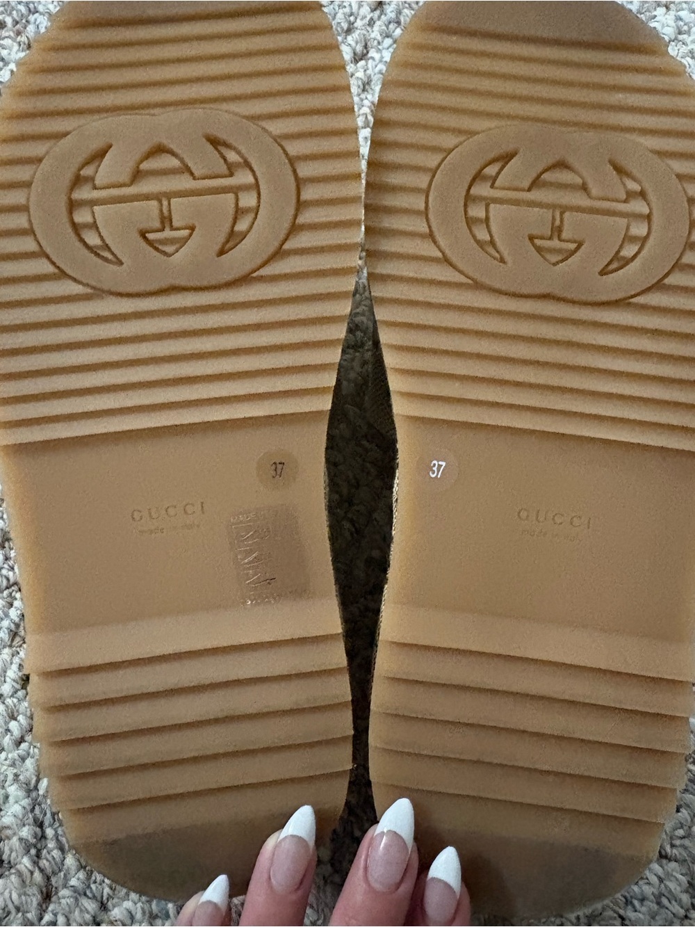 Gucci Rubber Slide Sandals in Tan - Picture 3 of 6